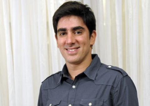 Morre o humorista Marcelo Adnet