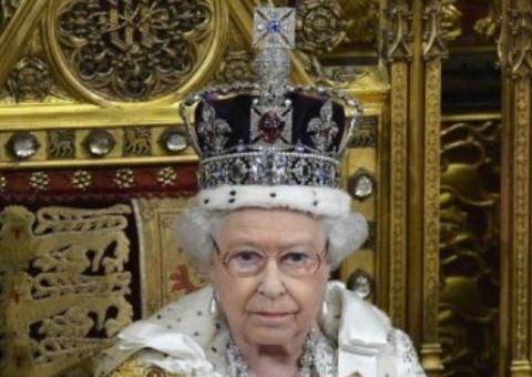 Cada vez mais britânicos admitem possibilidade de que rainha abdique