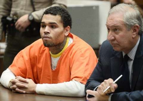 Rapper Chris Brown é condenado a um ano de prisão em Los Angeles