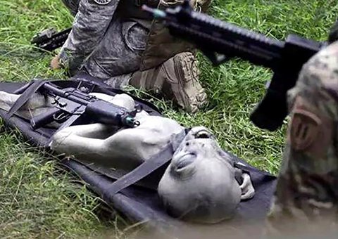 Vídeo de suposto alien morto é divulgado em site francês