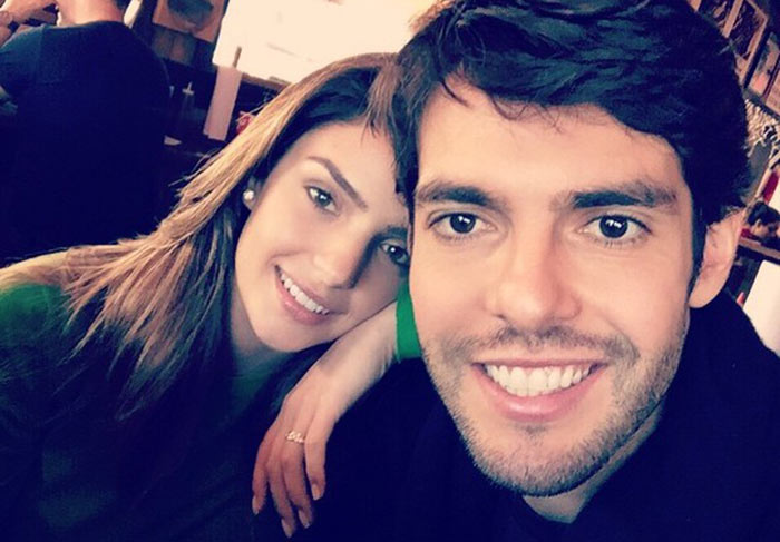 Carol Celico posa coladinha com Kaká nos Estados Unidos