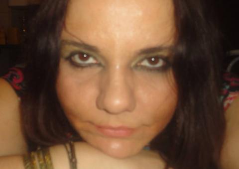 Após denunciar ameaça de policial, manifestante morre após seu apartamento ser incendiado