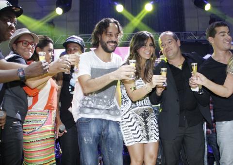 Cleo Pires, Bruna Marquezine, Preta Gil e mais vão à festa de Carol Sampaio