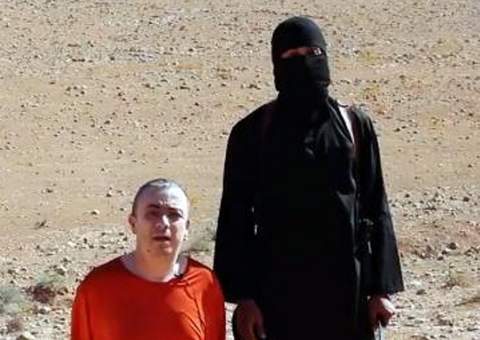 Pais de refém americano imploram a jihadistas por sua vida