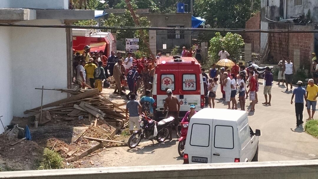 Pedreiro tem corpo queimado por descarga elétrica em Manaus