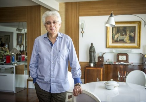 "Acho escrever mais gostoso do que fazer sexo", diz Aguinaldo Silva