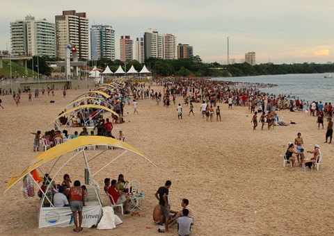 2015: feriados cairão em dias úteis