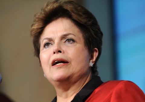 Dilma afirma que Brasil só voltou a investir em 2007