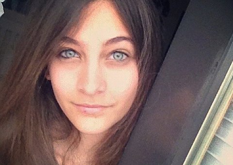 Aos 16 anos, Paris Jackson pode estar grávida