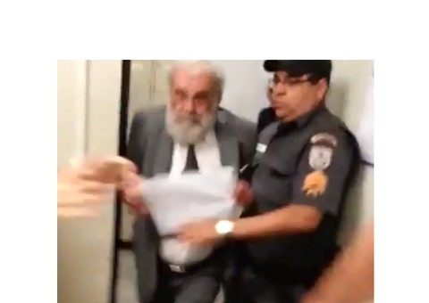 Juiz teria apontado arma para desembargador, veja vídeo