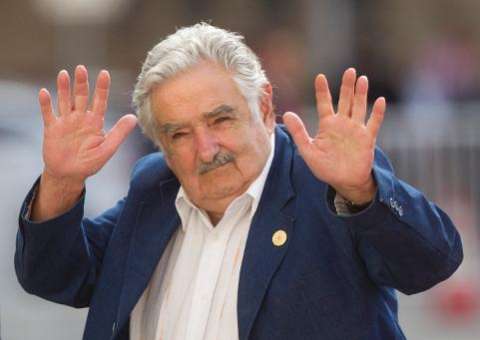 Presidente uruguaio pede que EUA libertem cubanos em troca de presos de Guantánamo