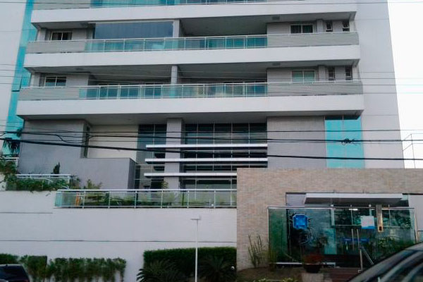 Edifício da Construtora Cristal pega fogo em Manaus