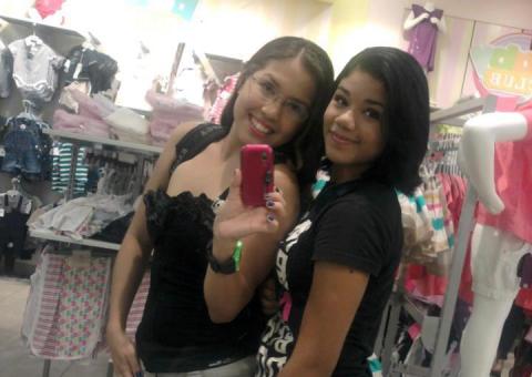 Meninas foram ao Plaza Shopping comprar o presente para a mãe e desapareceram