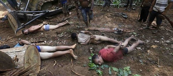 Índios prendem e expulsam madeireiros de tribo no Maranhão