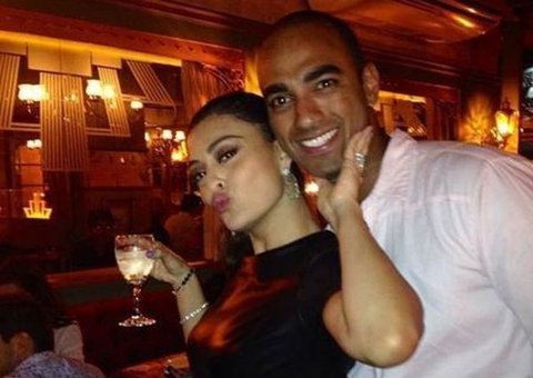 Após quebrar motel, irmão de Juliana Paes consegue liberdade provisória