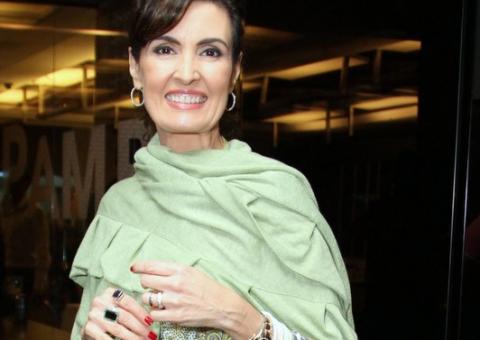  Fátima Bernardes comemora 1 ano de "Encontro"