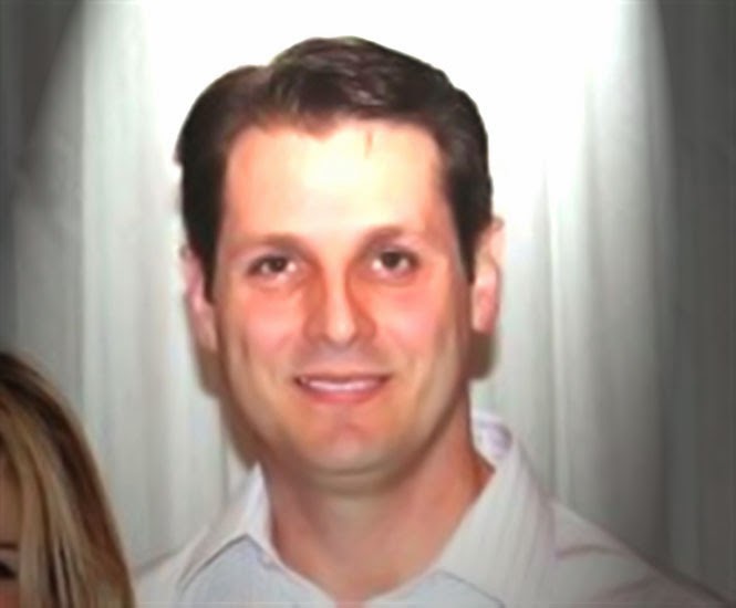 Médico que atacava cubanos é preso por só bater ponto