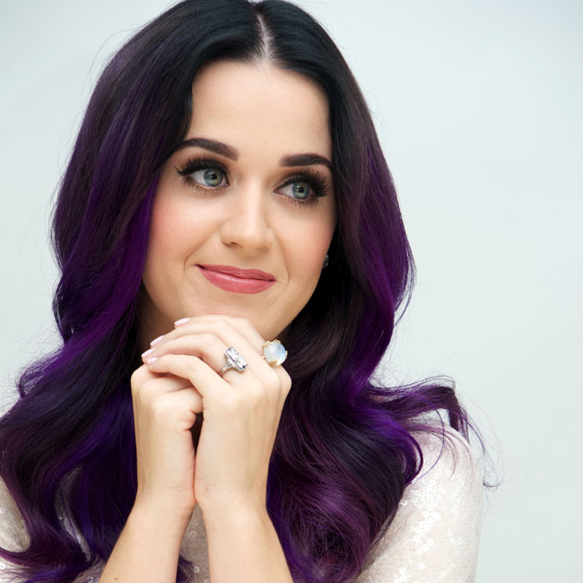 Katy Perry contrata pessoa só para lavar e cortar seus vegetais