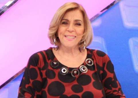 Programa Raul Gil exibe última aparição de Marly Marley no programa