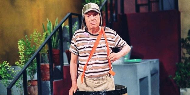 SBT transmitirá funeral de criador do Chaves em estádio do México 