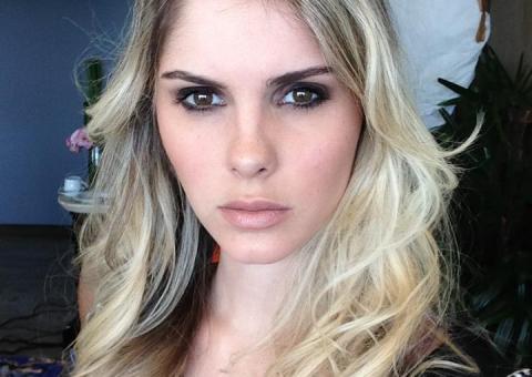  Depois de 4 meses de namoro, Bárbara Evans está solteira