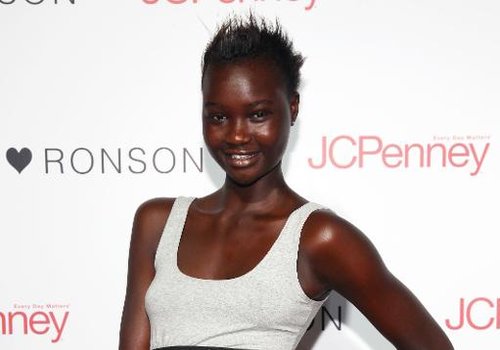 Top model desaparecida é encontrada em hospital de Nova York