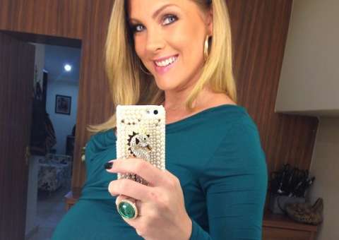  Ainda grávida, Ana Hickmann vende fotos do filho por R$ 1,5 milhão