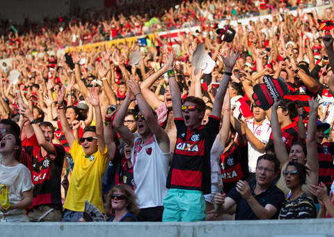 Flamengo ganha de goleada do Cruzeiro