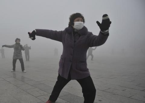 Nível de poluição na China leva ao cancelamento de voos