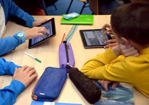 Eutelsat assina acordo com Hughes para fornecer banda larga ao Brasil