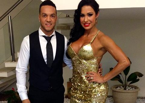  Gracyanne Barbosa rouba a cena no casamento de Naldo e Moranguinho