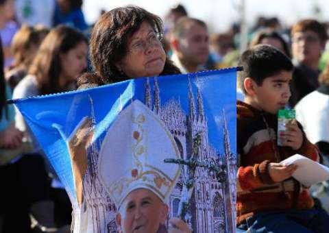 América Latina pede a João Paulo II e João XXIII: 'roguem por nós'