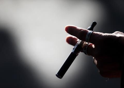 Cigarro eletrônico pode salvar milhões de vidas