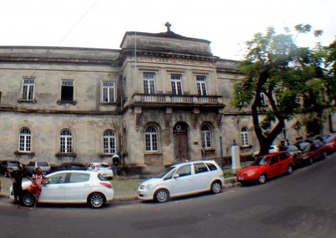 Lins quer ajuda da Fieam na reabertura da Santa Casa