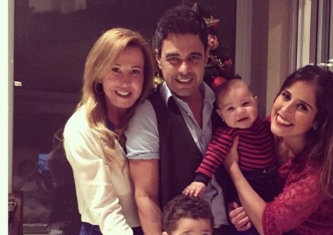 Cadê a namorada? Zilu comemora o Natal coladinha com Zezé 