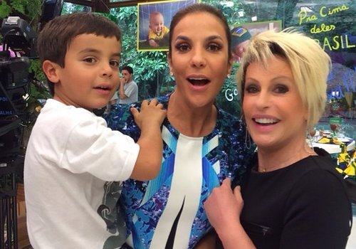 Ana Maria Braga tietando Ivete Sangalo