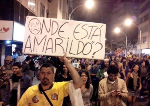 Protesto por Amarildo reúne 150 pessoas no Rio