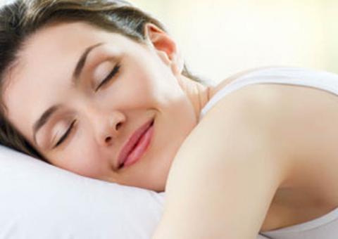 O que comer no jantar para ter uma noite de sono tranquila