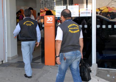 Agências bancárias são multadas em R$ 75 mil no Centro