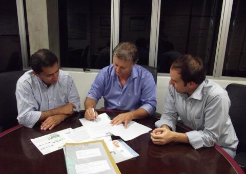 CBA firma Termo de Cooperação com empresa fabricante de bebidas