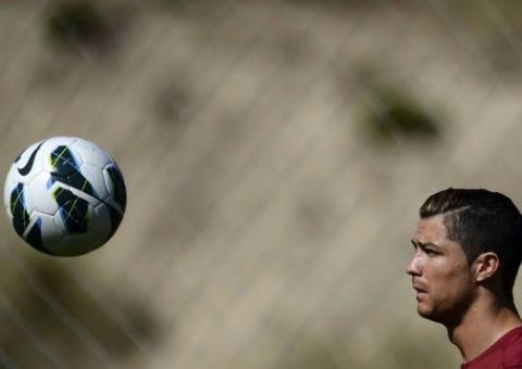 Florentino Pérez quer Cristiano Ronaldo até o fim da carreira no Real Madrid