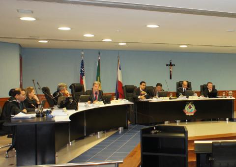 Ex-prefeita e ex-presidente de câmara de Atalaia do Norte são condenados