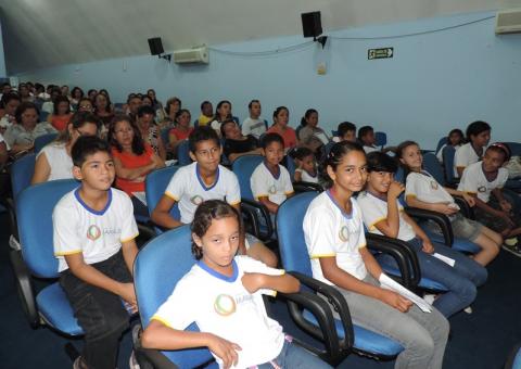 Semed promove Simpósio de Educação Musical para aplicar lições em sala de aula