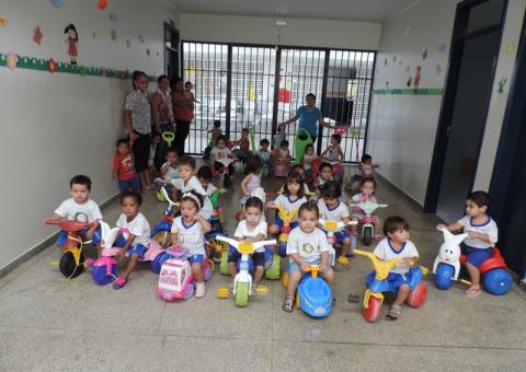 Corrida de velocípede da Creche Magdalena Arce Daou
