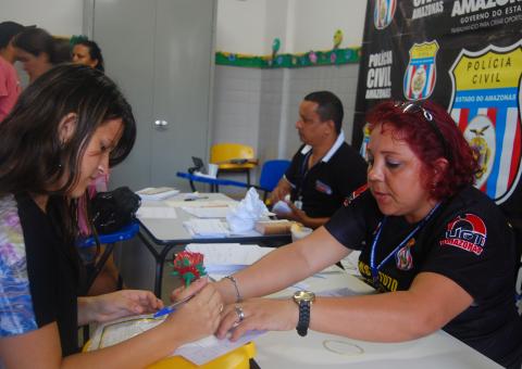 Polícia Civil participa de Ação Social na Colônia Antônio Aleixo