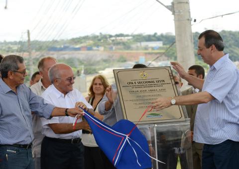 Omar inaugura duas novas sedes de segurança na zona leste