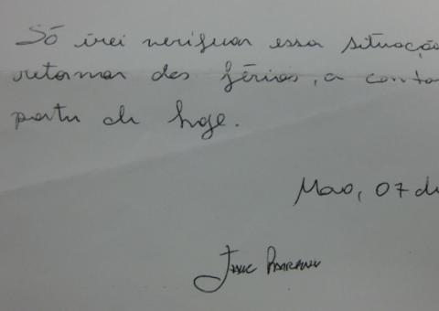 Diretor de escola sai de férias e deixa alunos em dificuldade