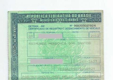 Documento de veículo encontrado na Avenida das Torres em Manaus