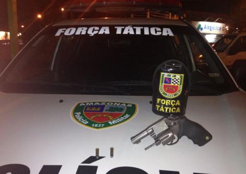 PM apreende menor com revólver antes dele executar desafeto
