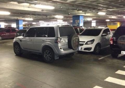 Estacionar nos shoppings de Manaus virou um inferno